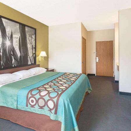 Super 8 By Wyndham Cresco Ia Otel Dış mekan fotoğraf