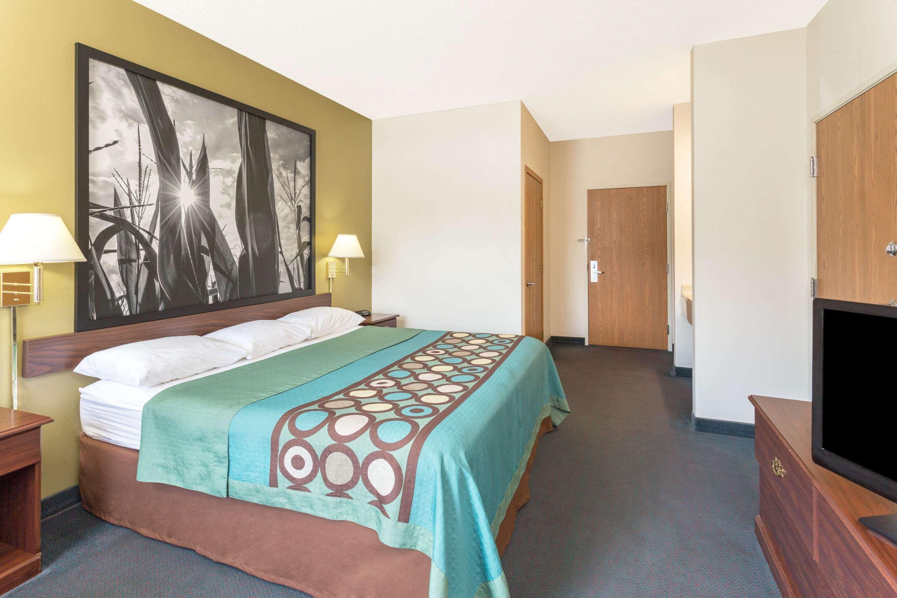 Super 8 By Wyndham Cresco Ia Otel Dış mekan fotoğraf