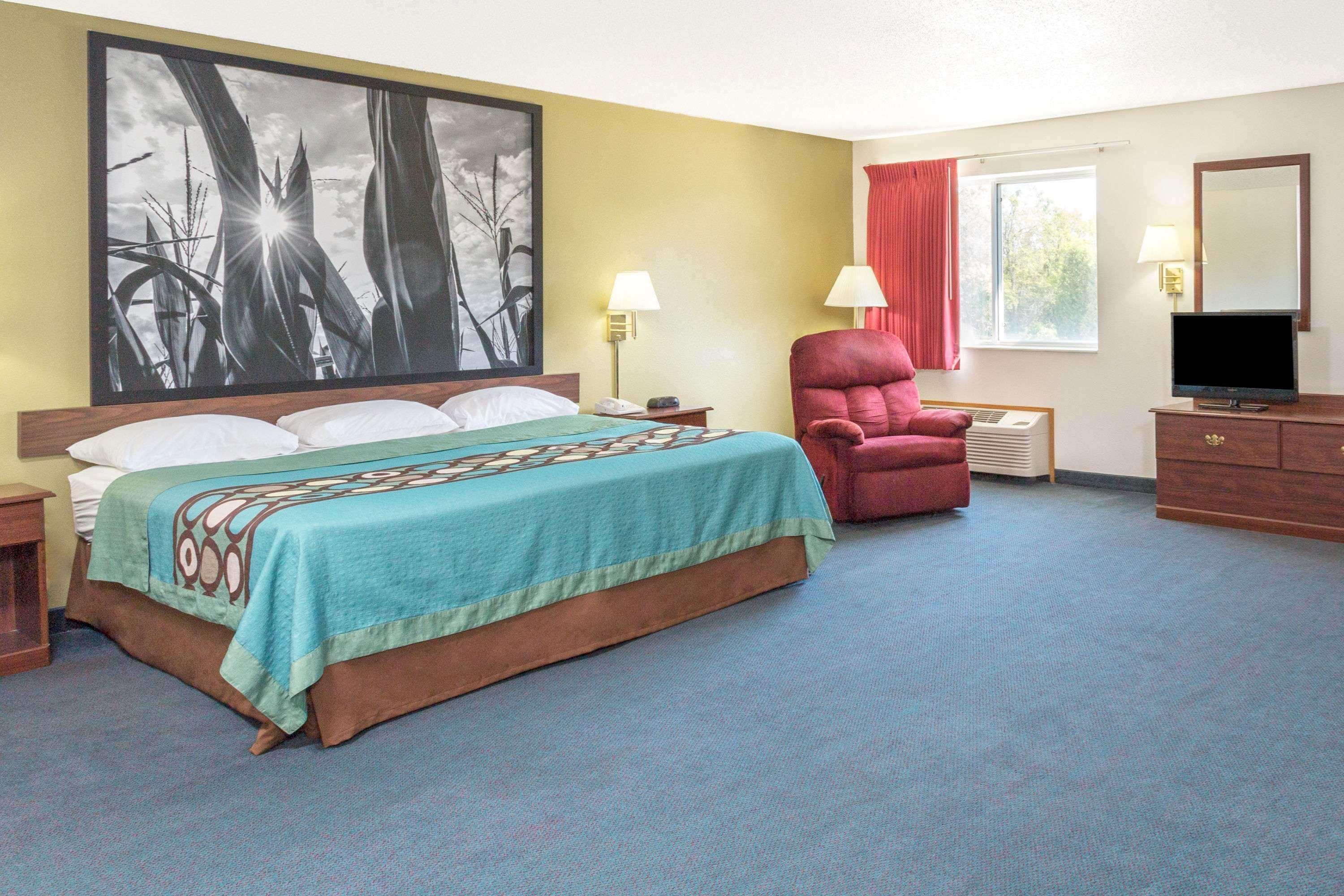Super 8 By Wyndham Cresco Ia Otel Dış mekan fotoğraf